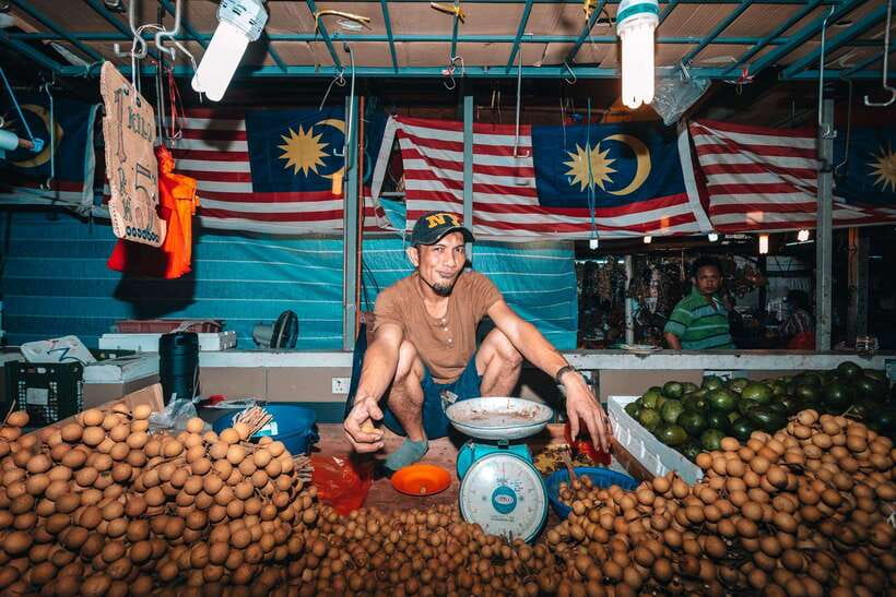 Kuala Lumpur: Sambal Street Food Tour with 15+ Tastings - A food tour that treats Kuala Lumpur as a dining room
