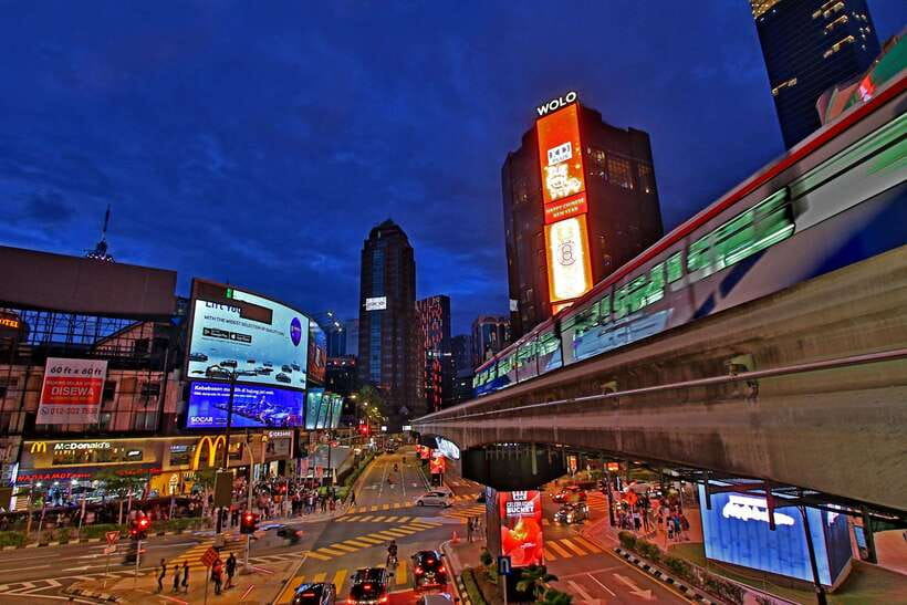 Kuala Lumpur: Sightseeing, Markets, and Food Night Tour - Central Market and the old trading centre