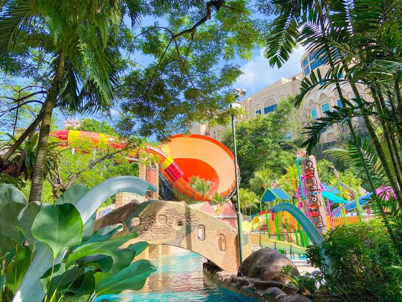 Kuala Lumpur: Sunway Lagoon Ticket & 1-Way Transfer - Key points to know before booking