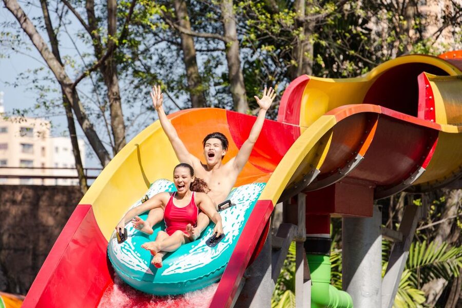 Kuala Lumpur: Sunway Lagoon Ticket & 1-Way Transfer - Practical ways to get more from the six zones