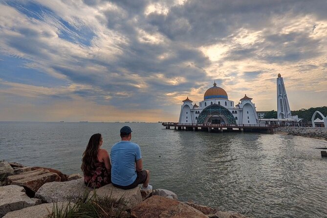 Malacca's Famous Spots: Private Day Tour - The Malacca River from the water