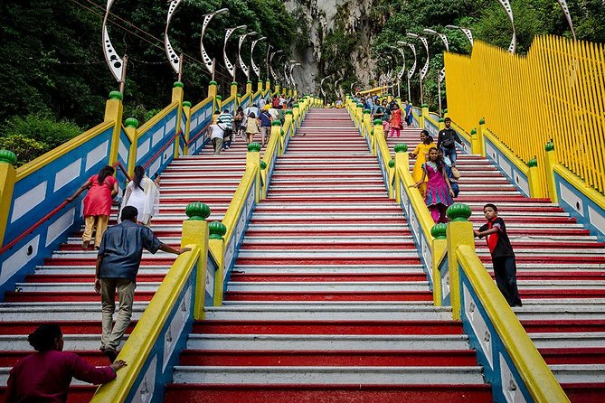 Malaysia Countryside And Batu Caves Tour - Group size, pickup, and timing