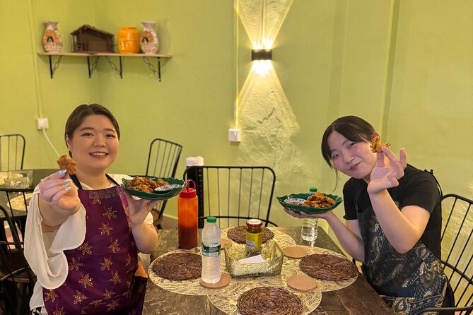 Malaysian Hands-On Cooking Class : Masala Medley - Pakora gives you a quick first success