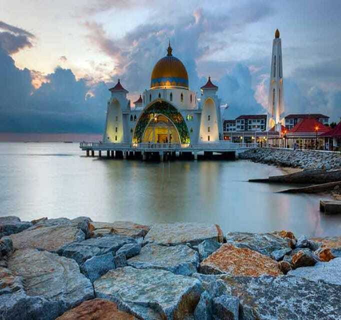 Melaka: Private Full-Day City Tour - Cheng Hoon Teng Temple and Kampung Kling Mosque