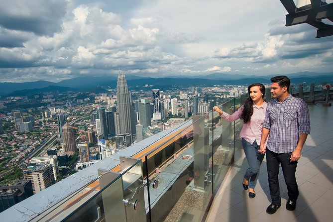 Petronas Twin Tower Tickets & Top Ten Wonder of Kuala Lumpur Tour - Petronas Twin Towers: the essential ticket