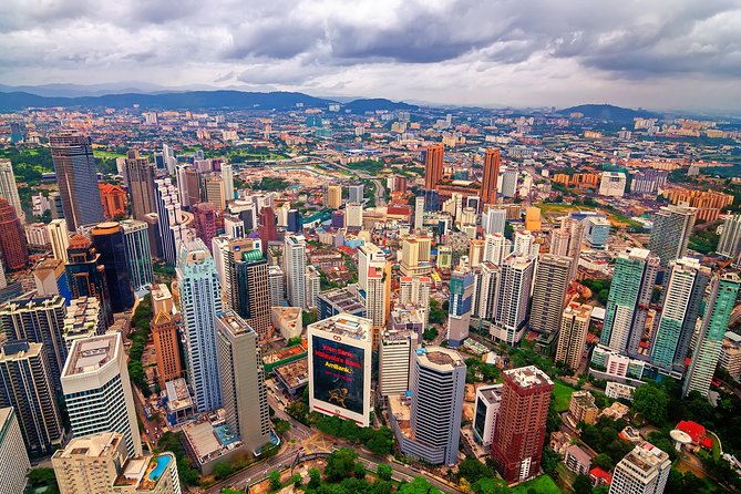 Petronas Twin Towers Skybridge and Kuala Lumpur City Tour - Key points at a glance