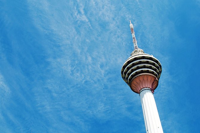 Petronas Twin Towers Skybridge and Kuala Lumpur City Tour - Petronas Twin Towers: the main reason to book