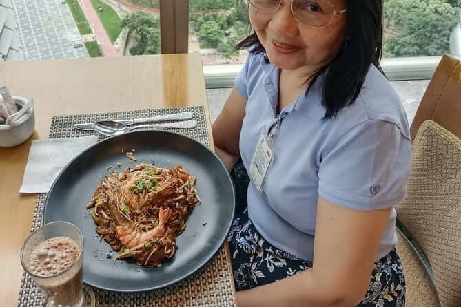 Petronas Twin Towers Special Entrance & Dining With Expert Guide - Time-Stamped Entry and What It Really Gives You