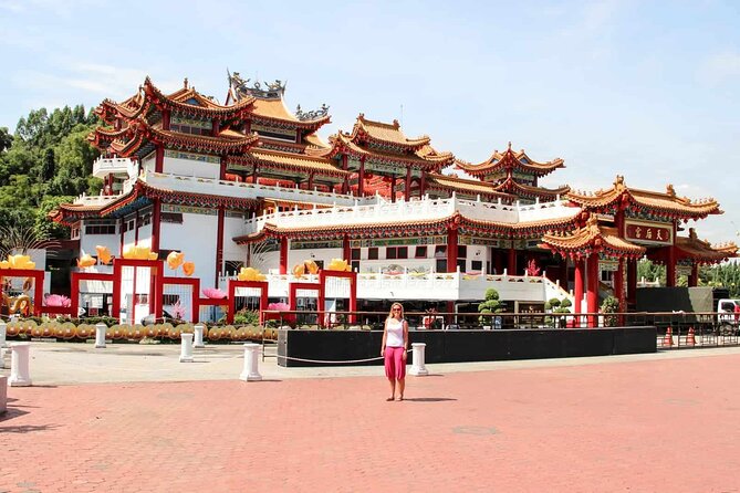 Private FullDay Tour includes Petronas Twin Towers & Batu Caves - National Mosque and the monuments near Lake Gardens