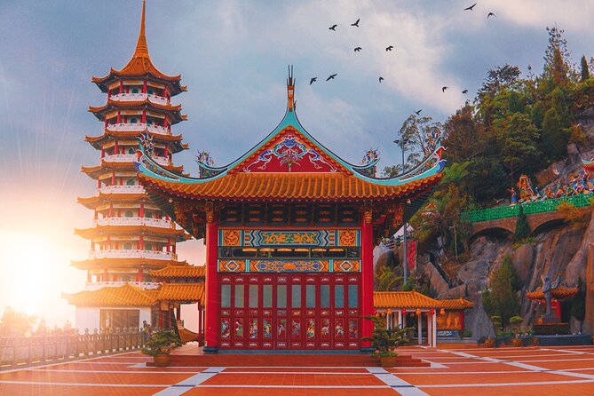 Private Genting Highlands & Batu Caves Trip with Cable Car Ticket - First World Plaza and the mountaintop resort