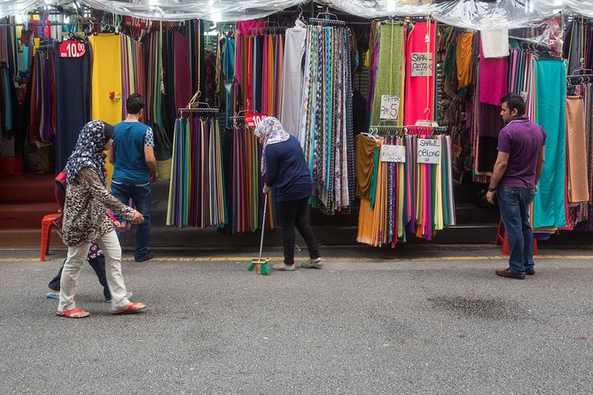 Private Half-Day Kuala Lumpur Culture And Communities Exploration Tour - Chinatown: food, stalls, and a compact city snapshot