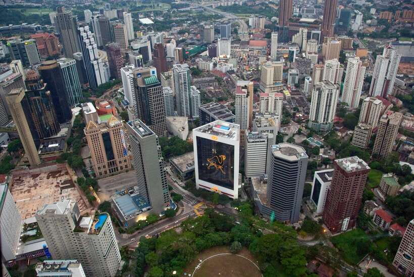 Private Kuala Lumpur and Putrajaya Highlights in One Day - Thean Hou Temple and Kuala Lumpur’s religious mix