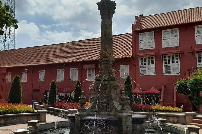 Private Malacca Day Tour from Kuala Lumpur - Bukit China and the Malay house