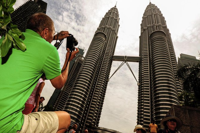 Private Night Tour: Petronas Twin Tower And Shopping - Why this six-hour evening works