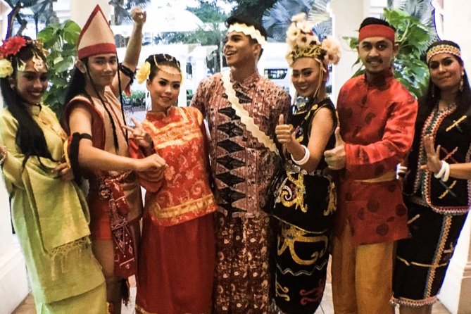 Private Night Tour: Petronas Twin Tower And Shopping - Independence Square and colonial Kuala Lumpur