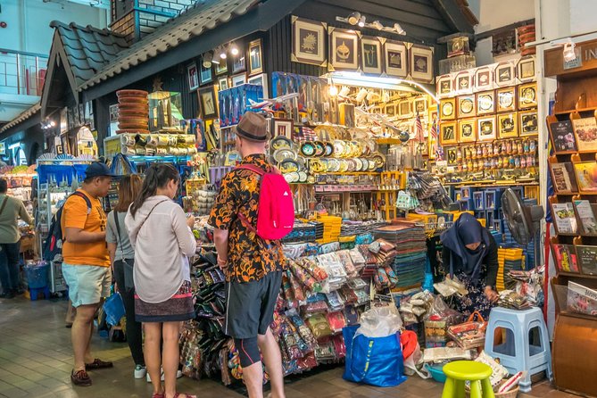 Private Night Tour: Petronas Twin Tower And Shopping - A pass through Little India Brickfields
