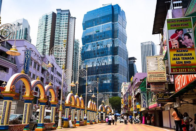 Private Tour: Half-Day Shopping and Market Exploration in Kuala Lumpur - Chinatown: start with bargains and street food