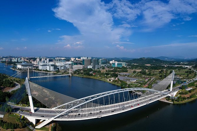 Putrajaya Tour with Traditional Boat Cruise & Pink Mosque (Private) - A comfortable private ride from Kuala Lumpur