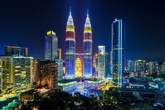Sky-High Dining Experience at the Iconic Petronas Twin Towers - The Petronas interior and exterior