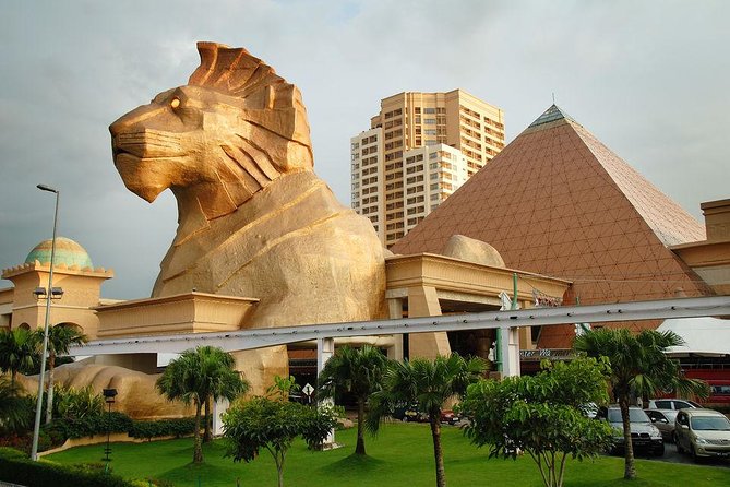 Sunway Lagoon: Admission Ticket & 2-Way Transfer - Making the most of the 9:30 am start