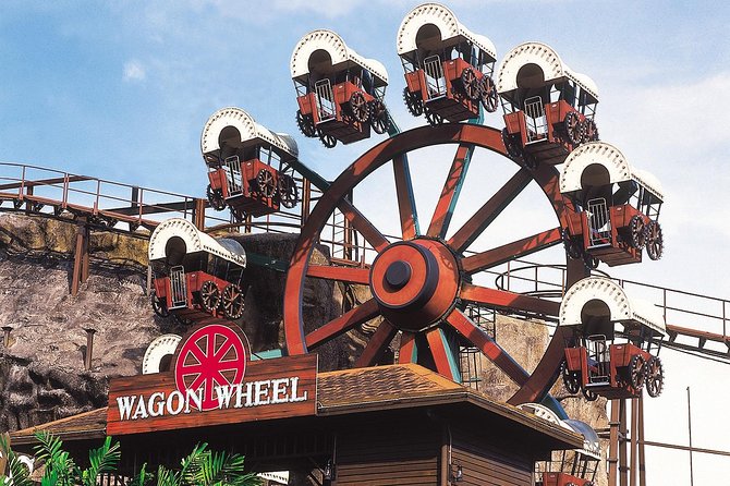 Sunway Lagoon Theme Park Day Trip from Kuala Lumpur - Performances and Captain Quack