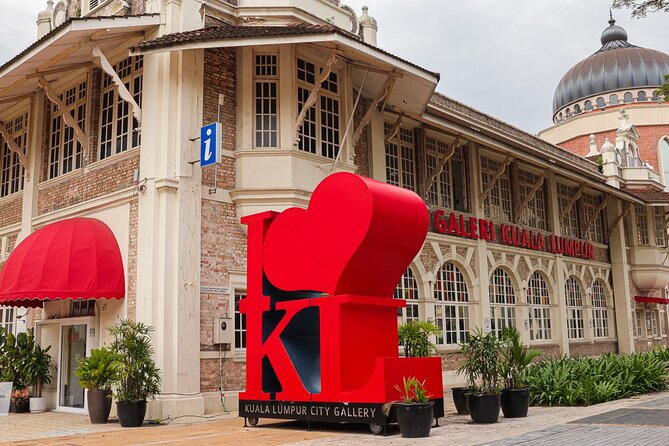 Ten Wonders Of Kuala Lumpur Shared Tour - The National Mosque and the limits of a short visit