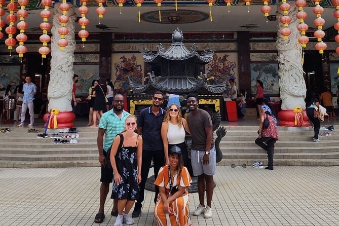 Ten Wonders Of Kuala Lumpur Shared Tour - Central Market: 45 minutes for craft, food, and browsing