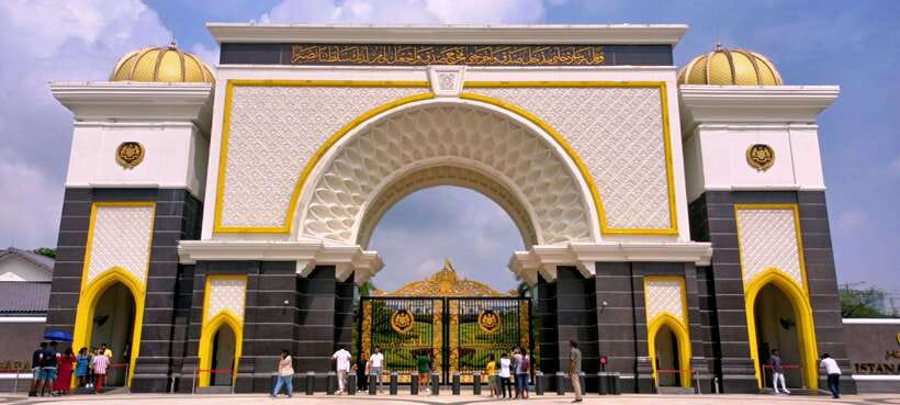 The Great Kuala Lumpur Tour with KL Tower Ticket & Lunch - KL Tower gives you the wider view