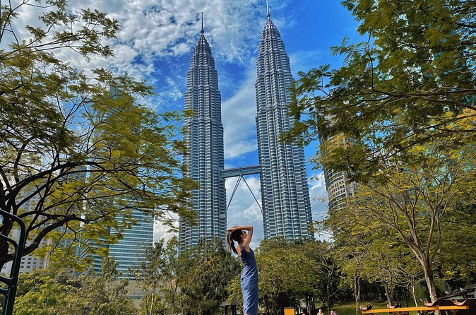 Transit Tour Private Tour (Ex Port Klang Cruise Centre/KLIA 1 &2) - Petronas Twin Towers, the essential Kuala Lumpur photo